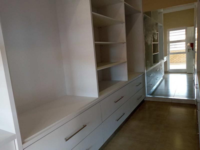4 Bedroom Property for Sale in Menkenkop Western Cape